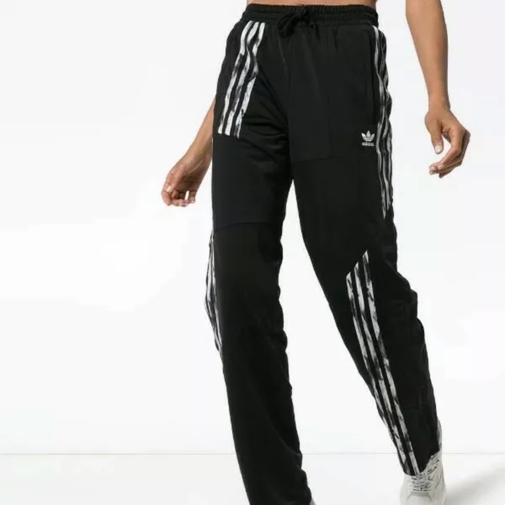 ✨Adidas Originals Track Pants